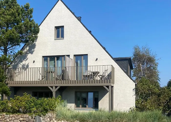 Niiloen Joelstair * List